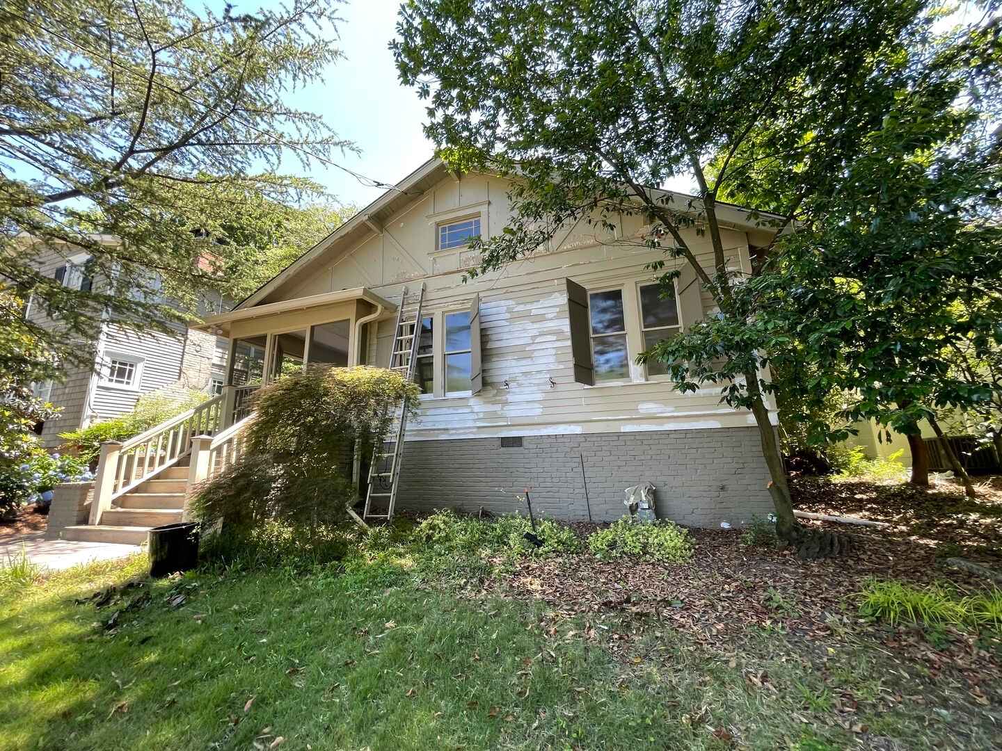 house-exterior-painting-to-sun-and-rain